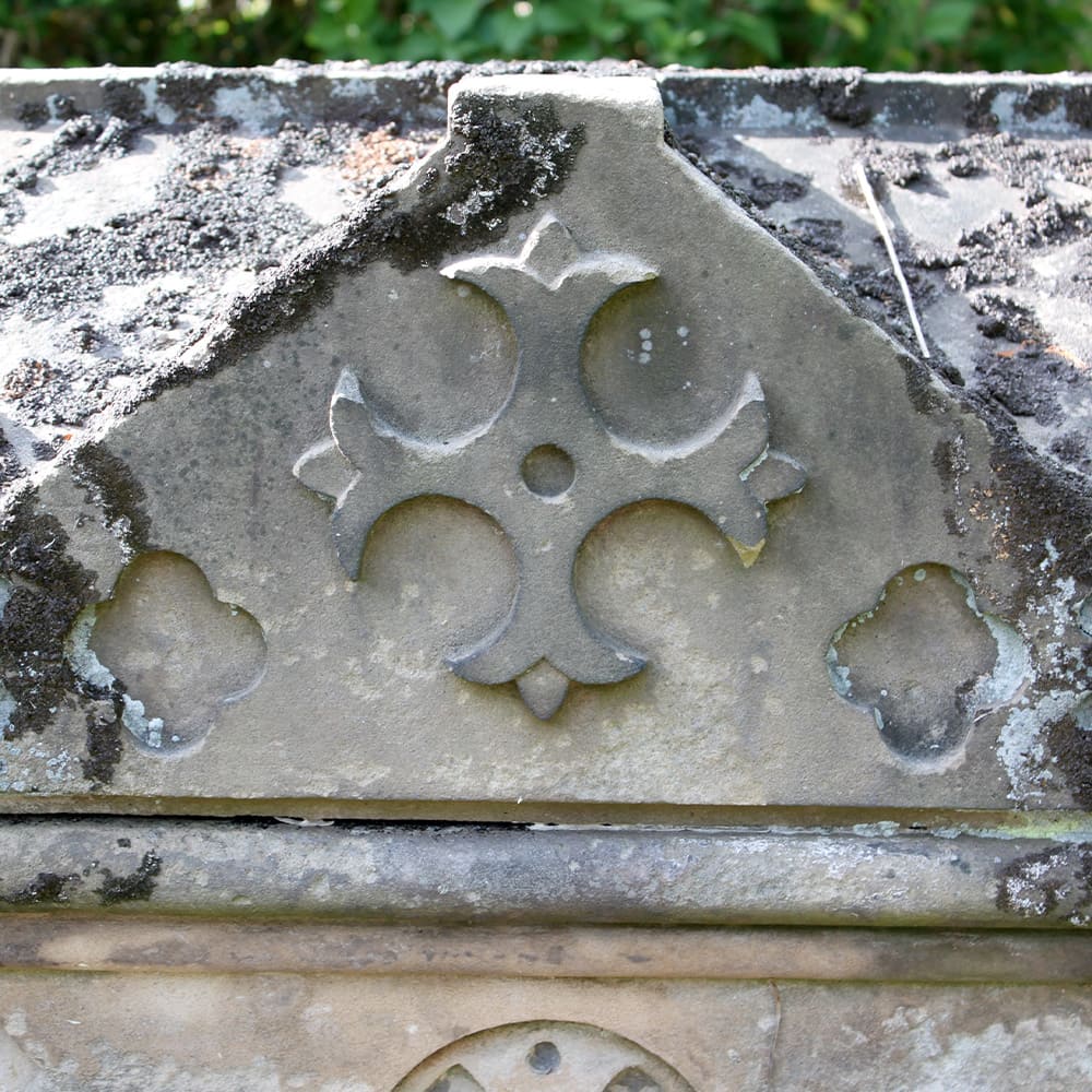 grave-01